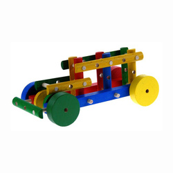 Voiture en bois coloré à monter