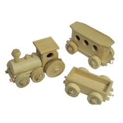 Train de voyageurs en bois naturel