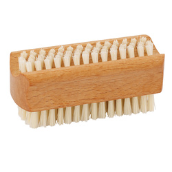 Brosses à ongles avec rigoles